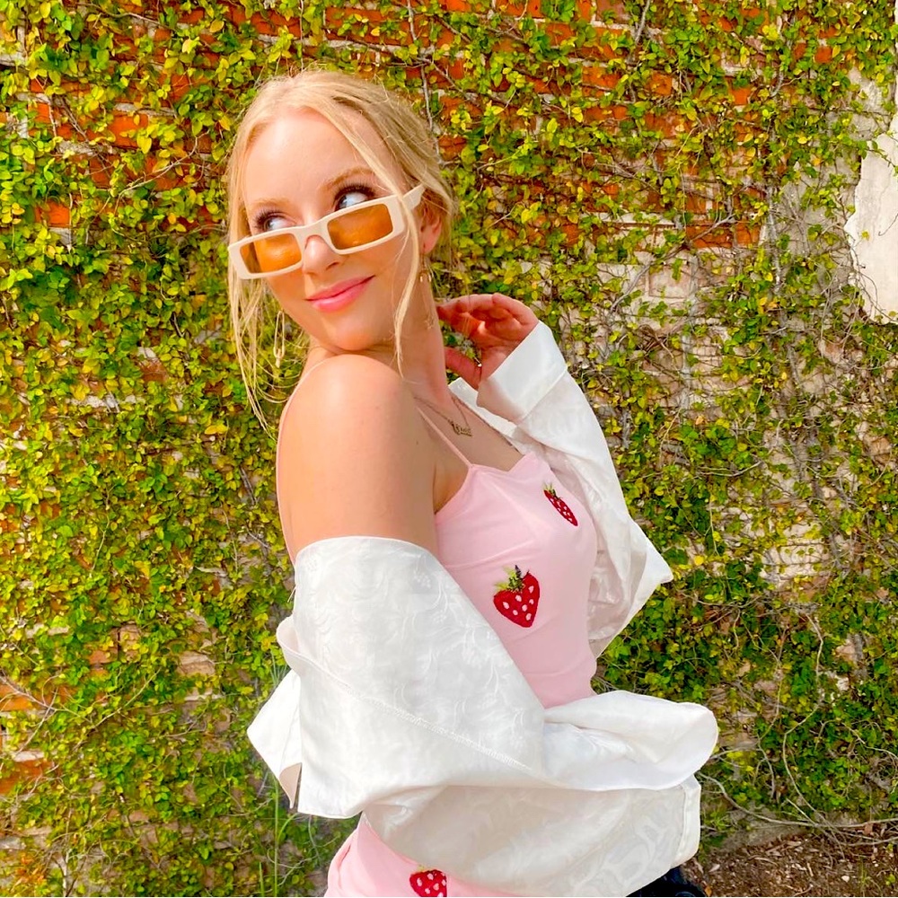 Meet your Posher, Olivia